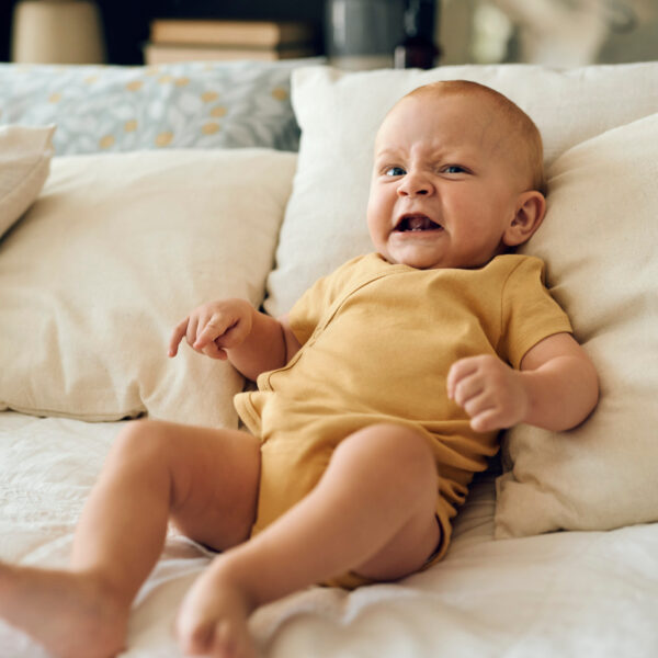 Baby weint aufgrund von Koliken