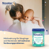 Novalac Total Comfort + für Säuglinge und Kleinkinder von der Geburt bis zum 36. Lebensmonat zur Behandlung von Verdauungsproblemen wie Spucken, Bauchschmerzen und Blähungen, Verstopfung oder harter Stuhlgang bei Säuglingen.